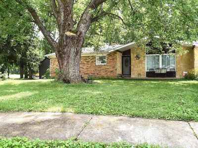9002 Green Meadow Dr, Brookville, IN, 47012
