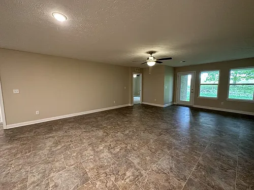 343 Breckinridge Cir Photo 1