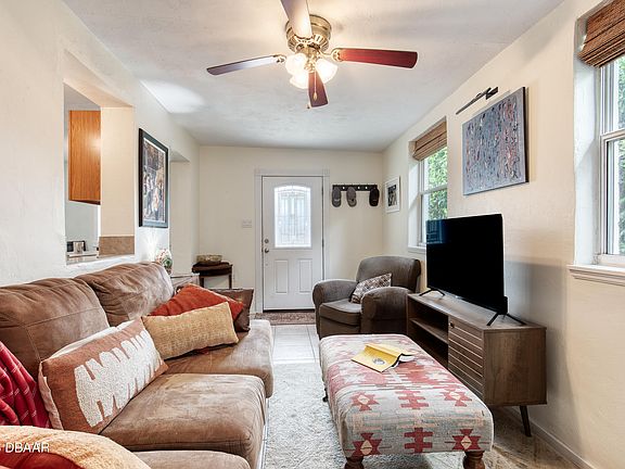 5th image of 45 Alamanda Dr