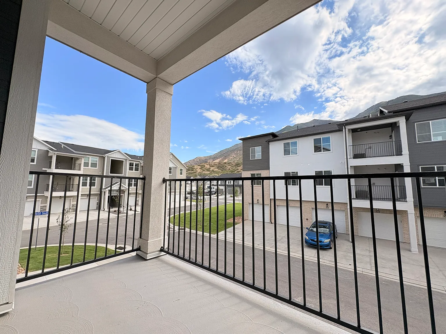 3 bed, 1272 sqft, $1,790 — Photo 3