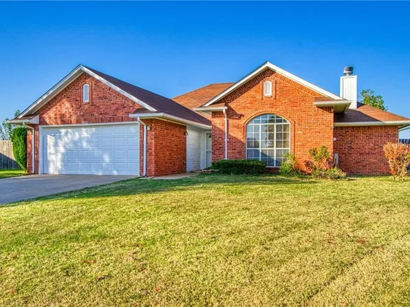 2936 Laurel Cir, Altus, OK 73521