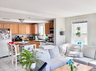 2277 Massachusetts Ave APT 5, Cambridge, MA 02140