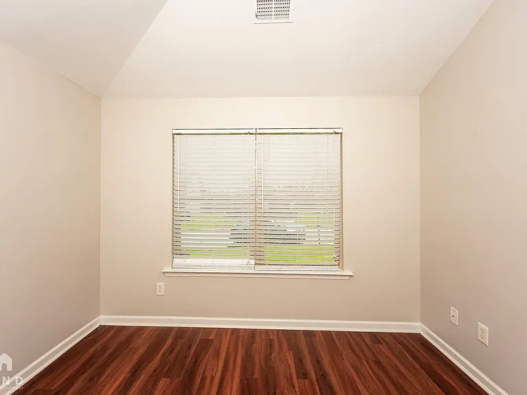 70 Briar Ridge Ln — Photo 12