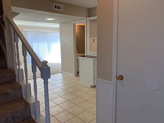 3rd image of 1412 Bill Carroll Dr