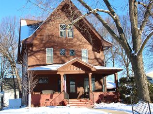 1204 Clay St, Cedar Falls, IA 50613
