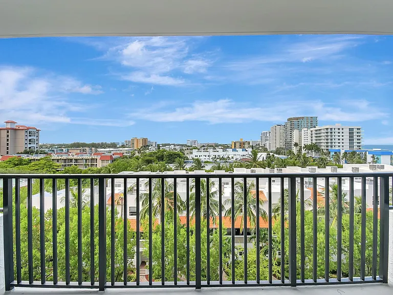 531 N Ocean Blvd #805 — Photo 15