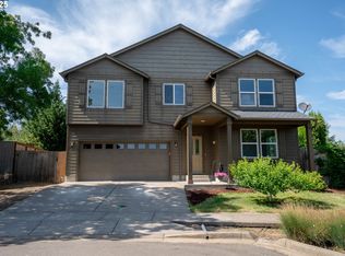 24823 Hawk View Dr, Veneta, OR 97487