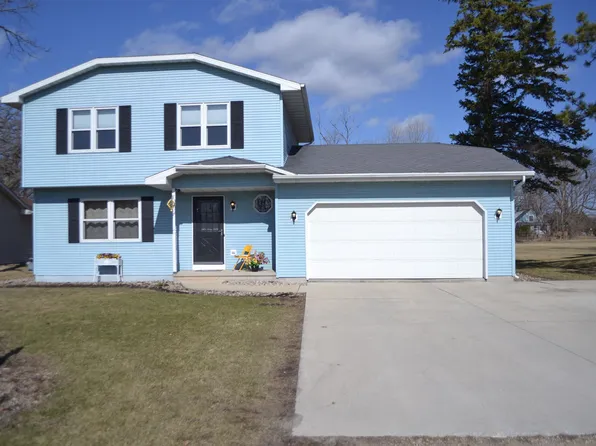 W5342 Bechaud Beach Dr, Fond Du Lac, WI 54935