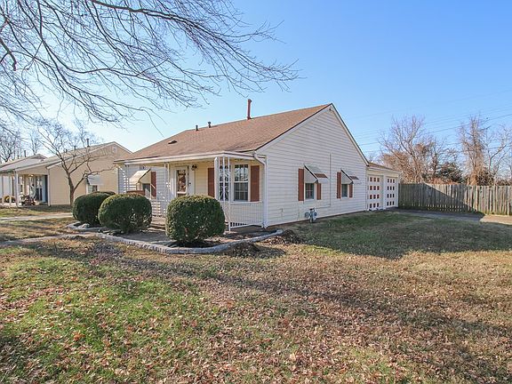 2nd image of 604 Danberry St