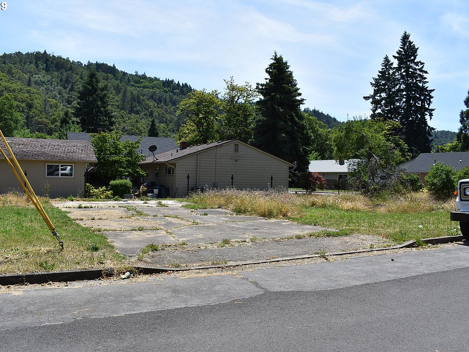 1st image of 1275 W Rosemond Ave