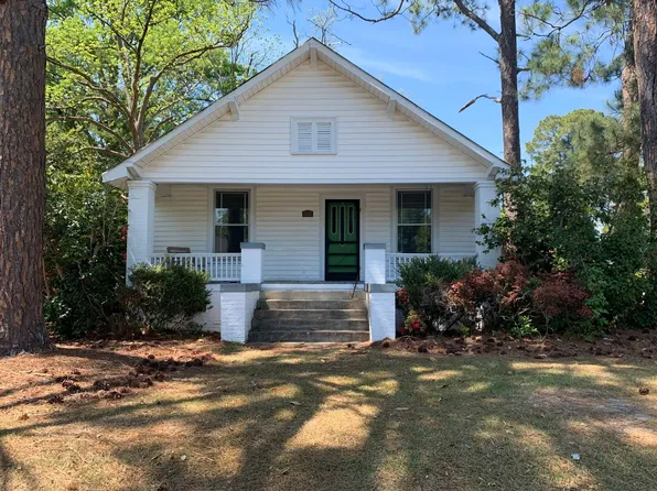 110 N Hilliard St, Nashville, NC 27856