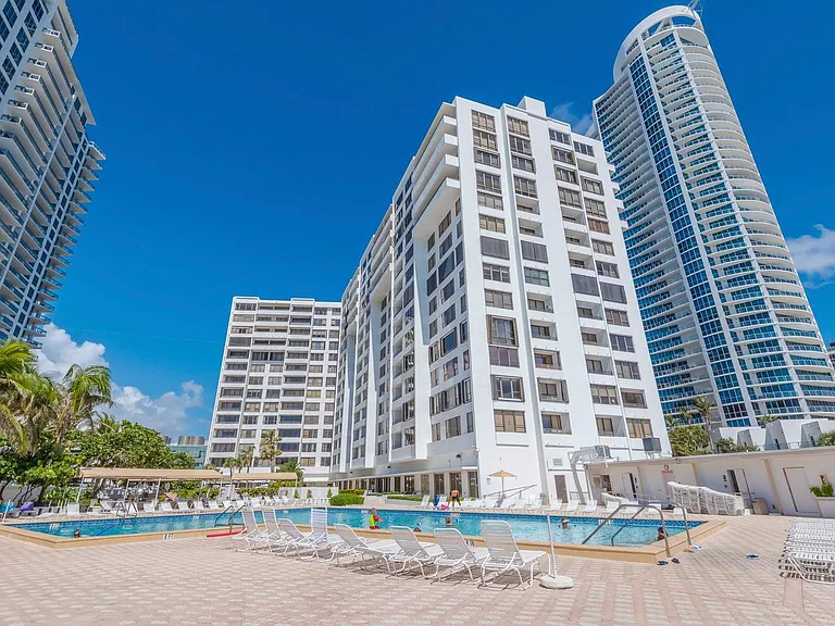 3505 S Ocean Dr #5-ID1049820P — Photo 21