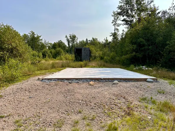 490 Pond Road, Gouldsboro, ME 04607