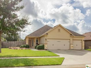 227 Terravista Trl, Victoria, TX 77904