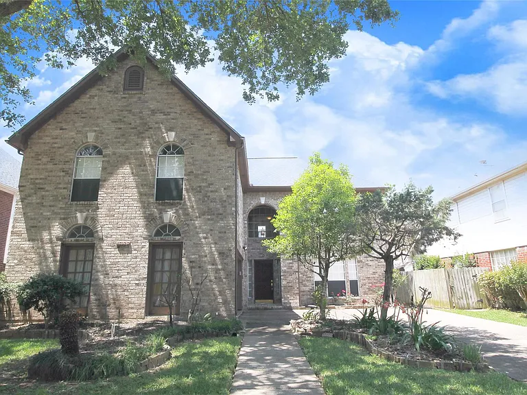 16326 Brush Meadows Ct — Photo 1