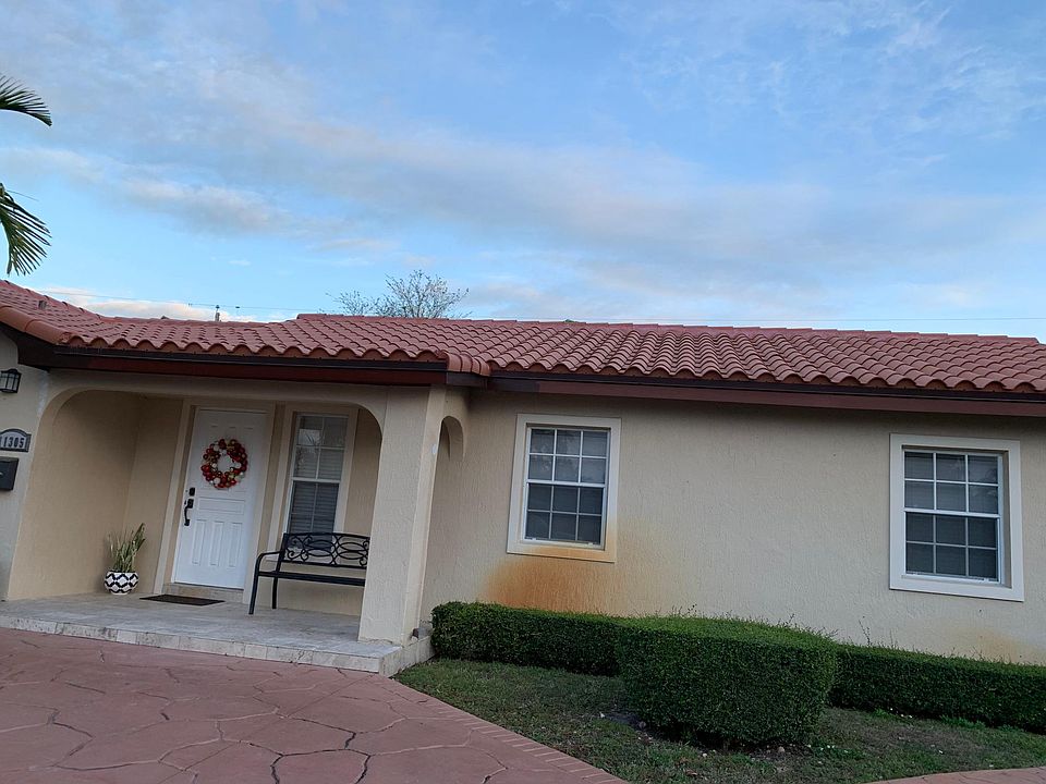2nd image of 11305 SW 44th St