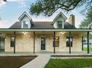 212 E Bandera Rd, Boerne, TX 78006