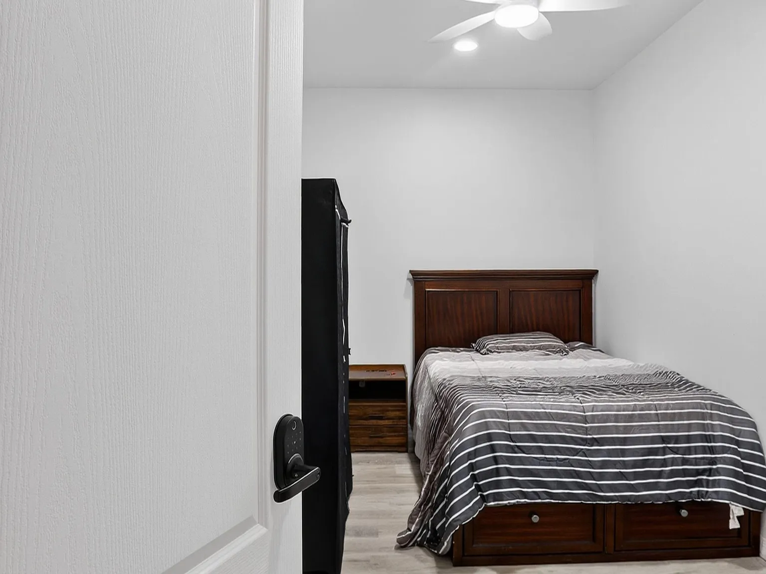 4 bed, 2.0 bath, 1867 sqft, $797 — Photo 3