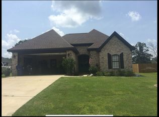 326 Chapel Hill Dr, Meridian, MS 39305