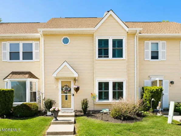 4 Shilling Way, Jackson, NJ 08527
