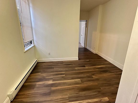 5th image of 3253 N Park Ave Floor 2