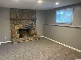 9129 Ames Ave, Omaha, NE 68134