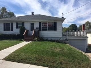 1st image of 121 Concord St
