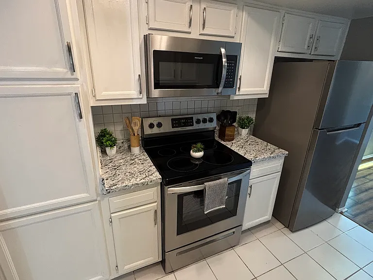 15801 N 29th ST, Unit 1, Phoenix, AZ 85032 — Photo 10