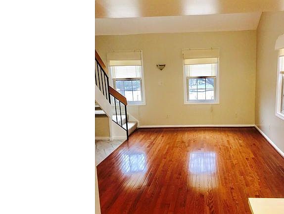 5th image of 1309 E Abingdon Dr APT 3