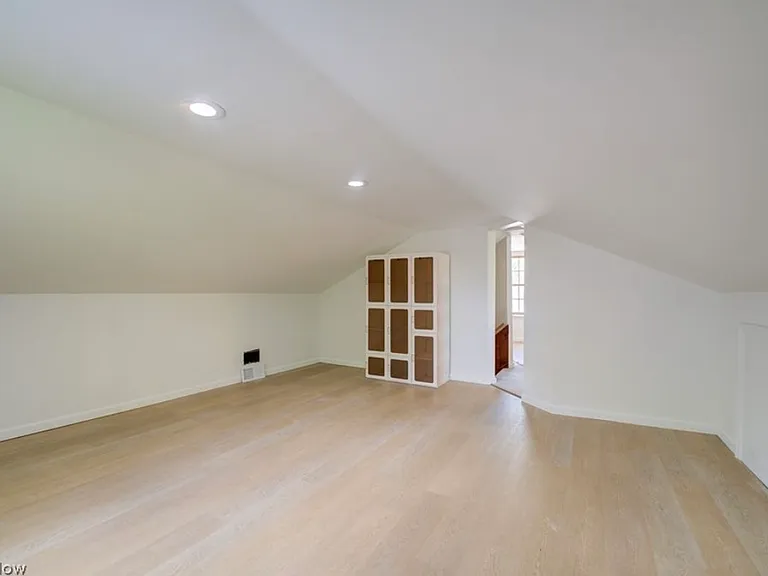 357 Erie Rd — Photo 22