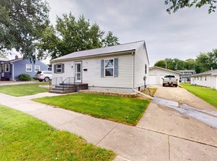 713 Division St, Alta, IA 51002
