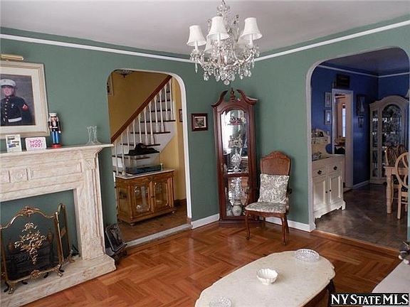 4th image of 1557 83rd St
