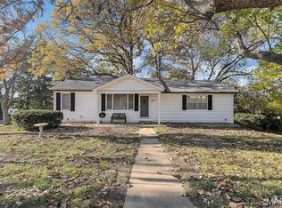 6589 Tall Oaks Dr, Cedar Hill, MO 63016
