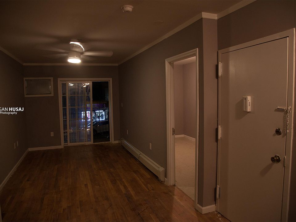 Living Room with view of terrace and bedroom