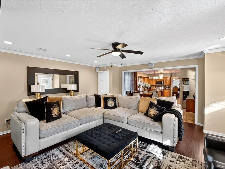 19115 Keyturn Ln — Photo 15