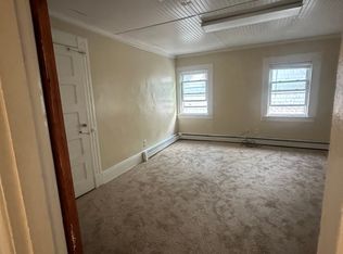 104 Gillett St #3, Hartford, CT 06105