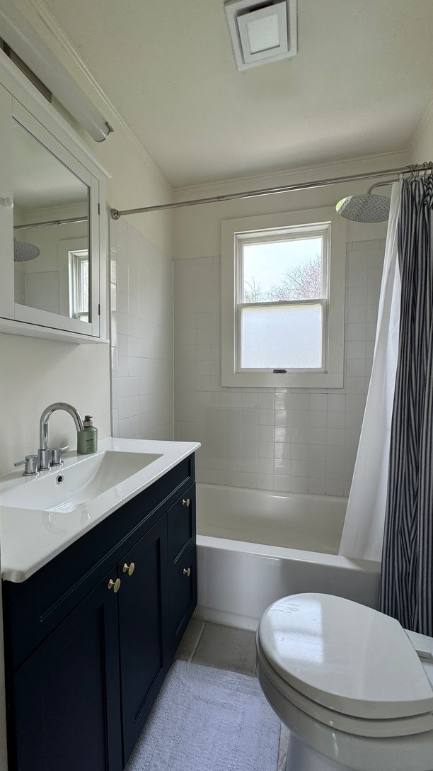  Full bathroom