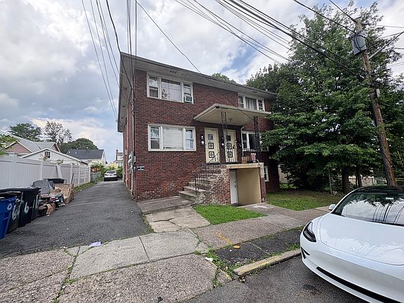 2nd image of 64 Harper Ave Floor 1
