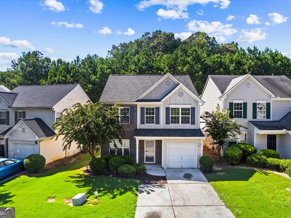 9517 Lakeview Rd, Union City, GA 30291