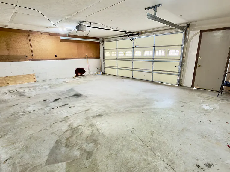12708 Pony Express Dr — Photo 28