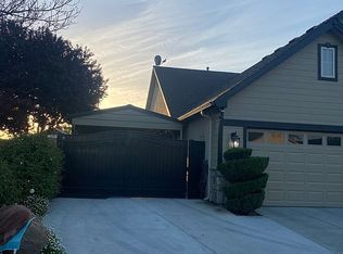 3429 N Ebony Ln, Hanford, CA 93230