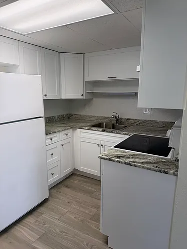 159 NE Monroe Cir N #10 Photo 1