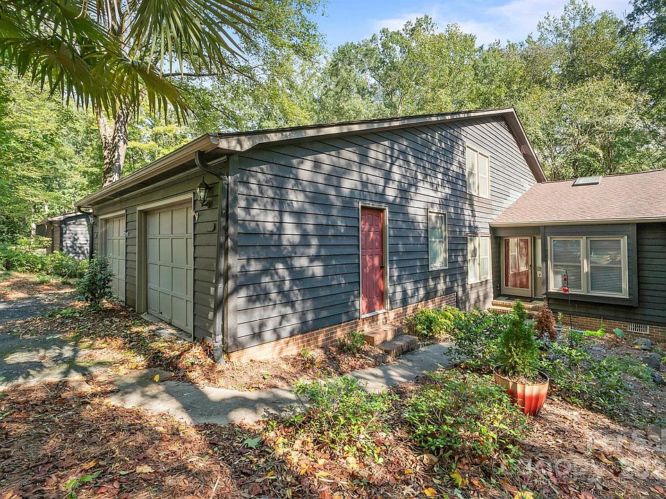 1st image of 804 Bridgewood Dr
