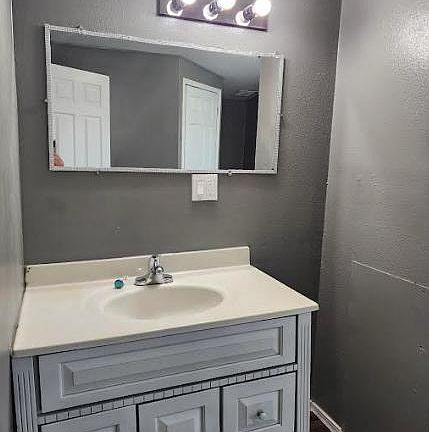 3rd image of 5807 N Nuevo Amanecer Dr