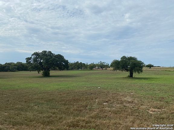 3rd image of 135 County Road 158