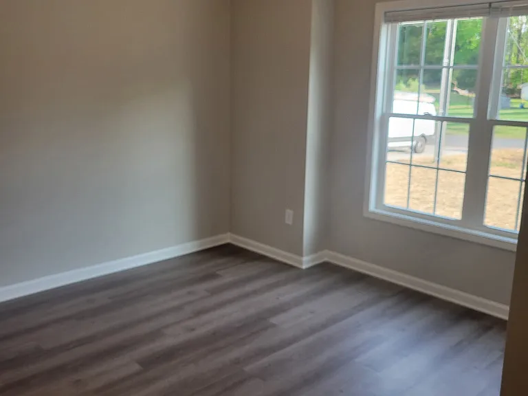 209 Eckerd St — Photo 10