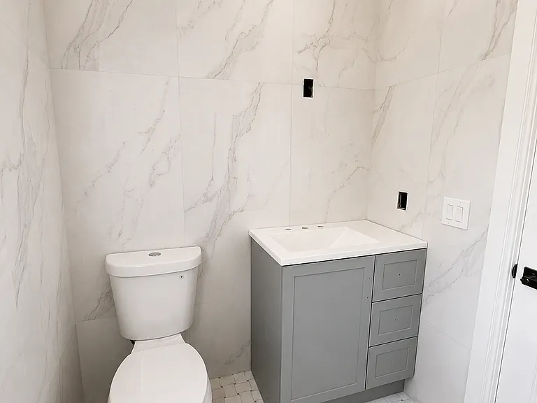 25 Buel Ave #1 — Photo 10