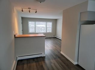 110 W Willow St #2W, Lombard, IL
