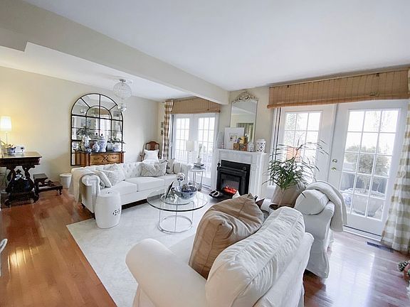 Living Room 3