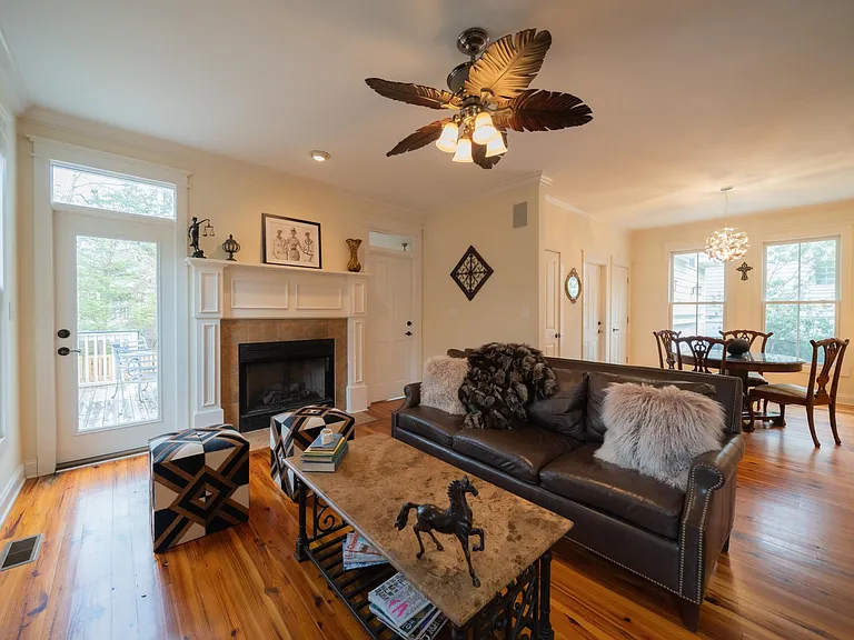 1454 Appling Dr — Photo 32